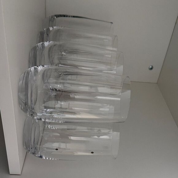 Crate & Barrel Elegant Clear Glass Tumblers Set, 8 glasses, 17oz - Picture 4 of 7